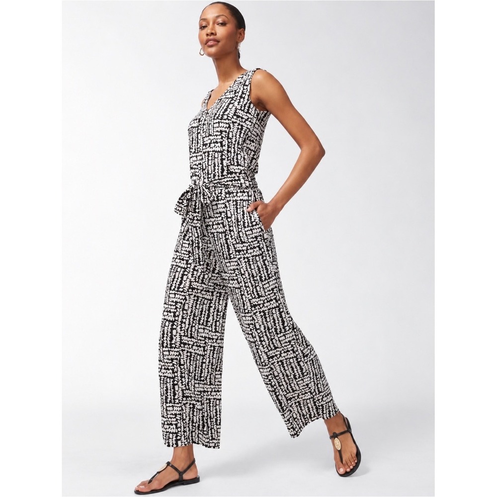 Chico's Travelers Costa Pebble Jumpsuit Size 2 L NWT Wide Leg Belted $139